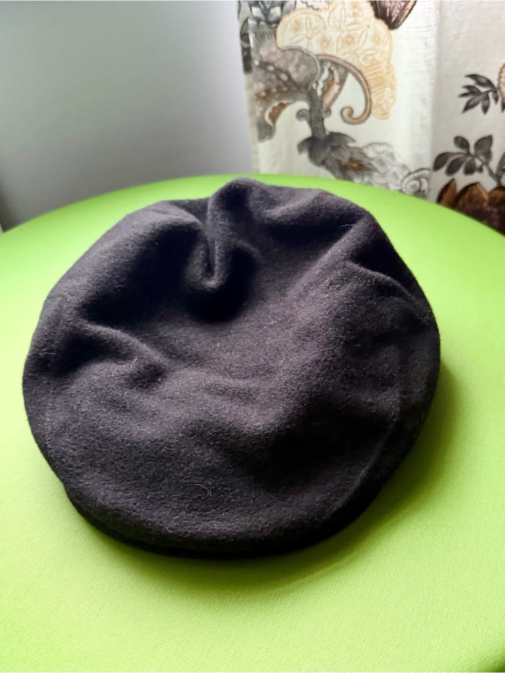 Black Cashmere hat